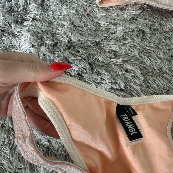 Pink Bikini Set - Picture 3 of 7